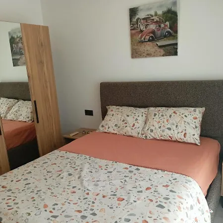 Lumos Town Residence-cozy Near Mall &