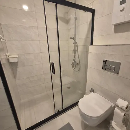 Lumos Town Residence-cozy Near Mall & *